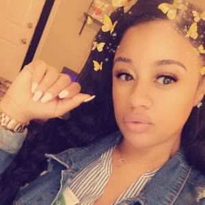 Meet your Posher, Ashley